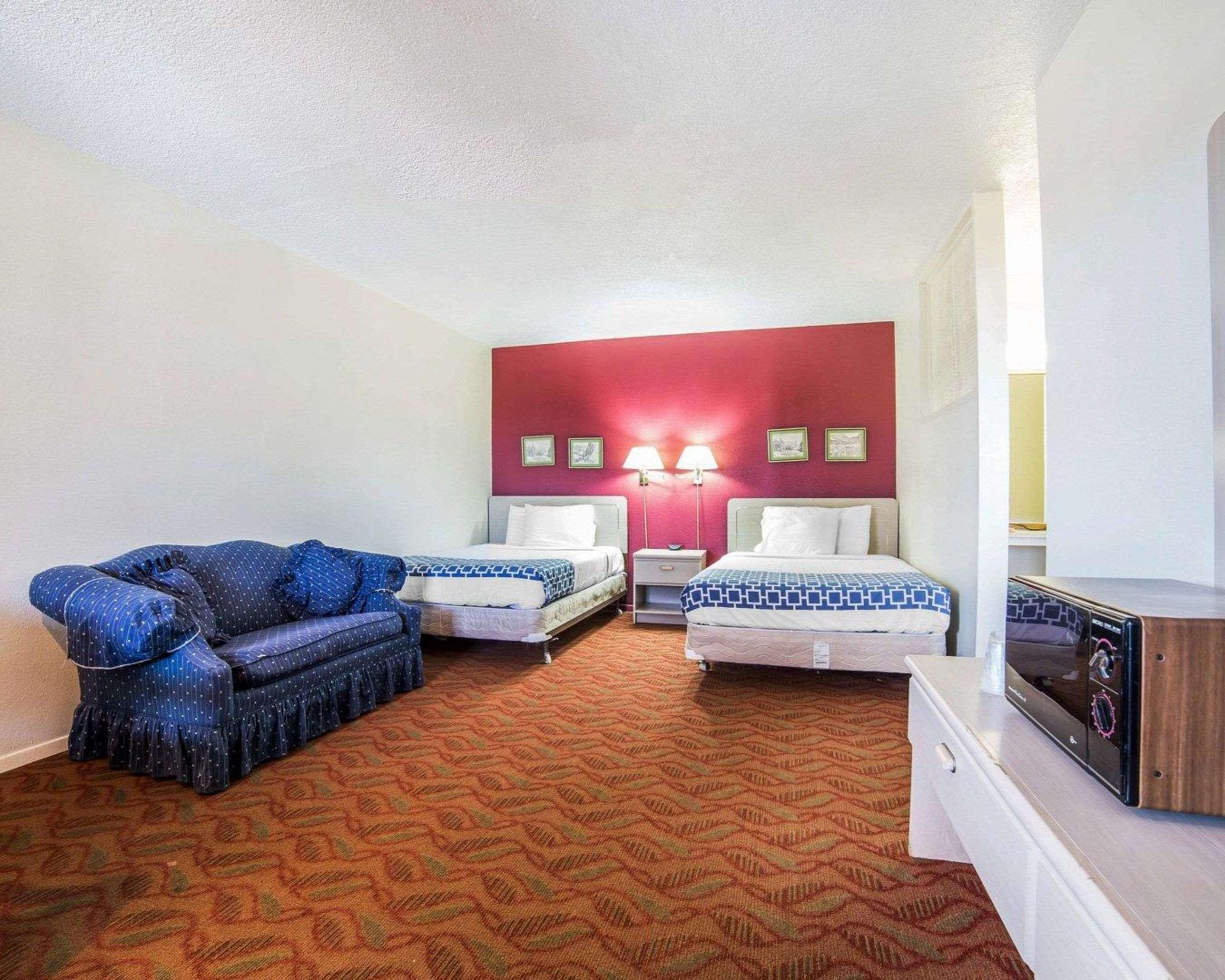 Econo Lodge Fallon Naval Air Station Area מראה חיצוני תמונה
