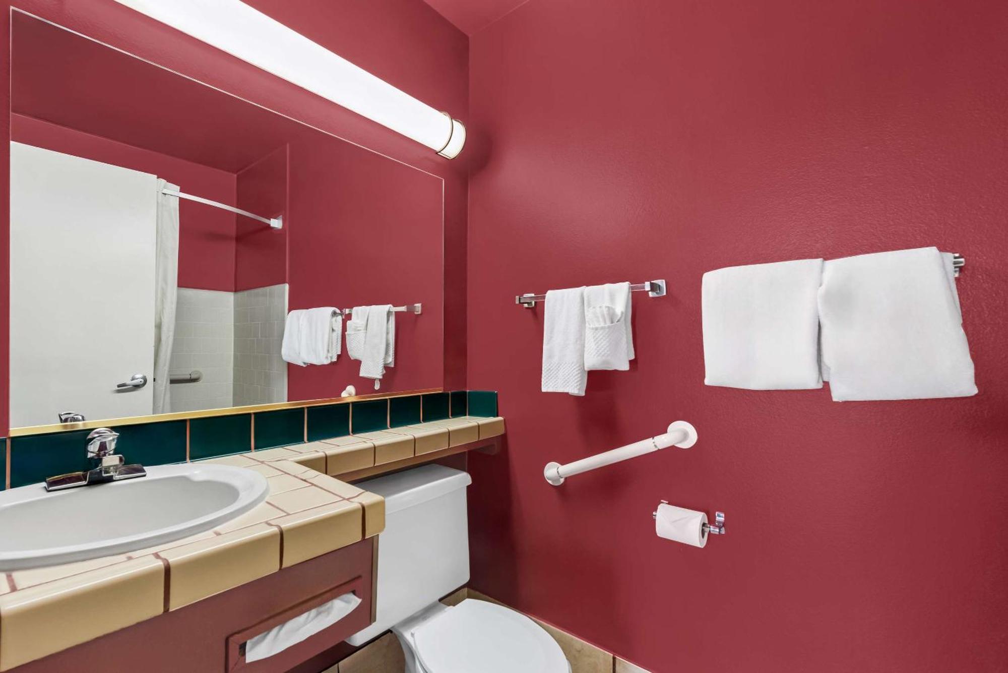 Econo Lodge Fallon Naval Air Station Area מראה חיצוני תמונה