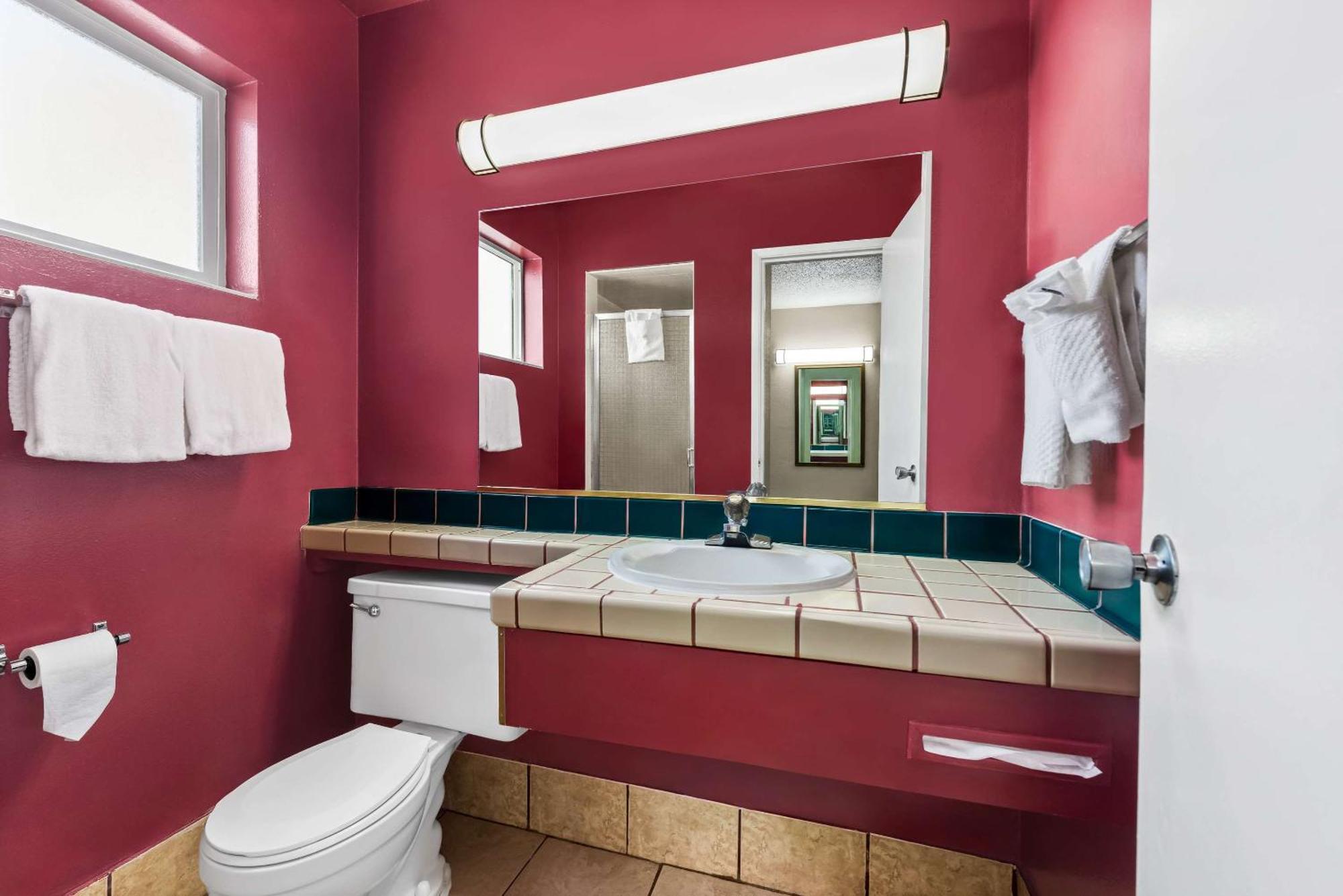 Econo Lodge Fallon Naval Air Station Area מראה חיצוני תמונה