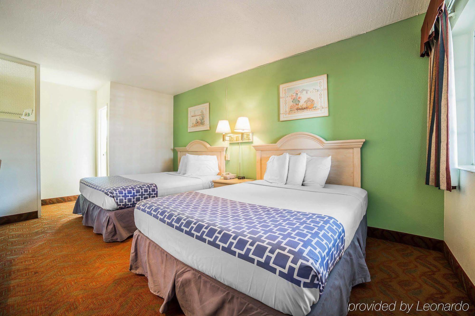 Econo Lodge Fallon Naval Air Station Area מראה חיצוני תמונה